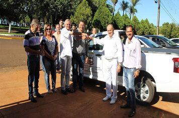 Secretaria de Agricultura recebe veículo 0 km do deputado estadual Dr. Batista