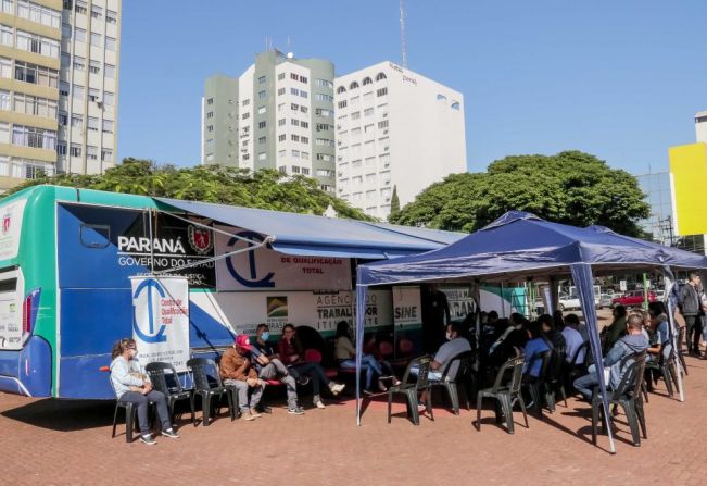 Ônibus itinerante da Agência do trabalhador estará presente em Rio Bom nesta quarta-feira(11)