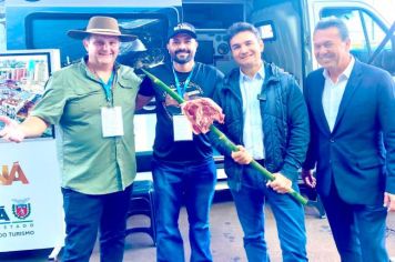 Rio Bom divulga prato típico do município em evento nacional em Foz do Iguaçu